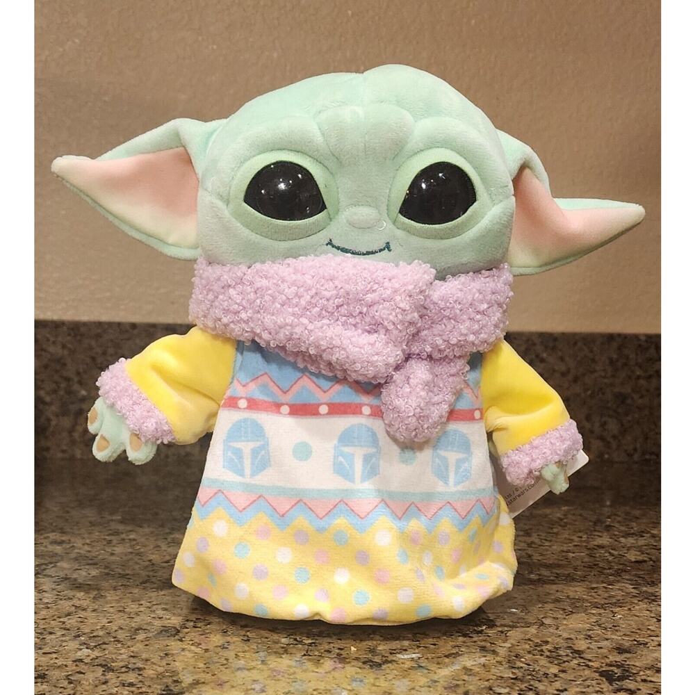Baby Yoda Grogu Easter Plush Mandalorian 2021 bean bag bottom NWT Star Wars